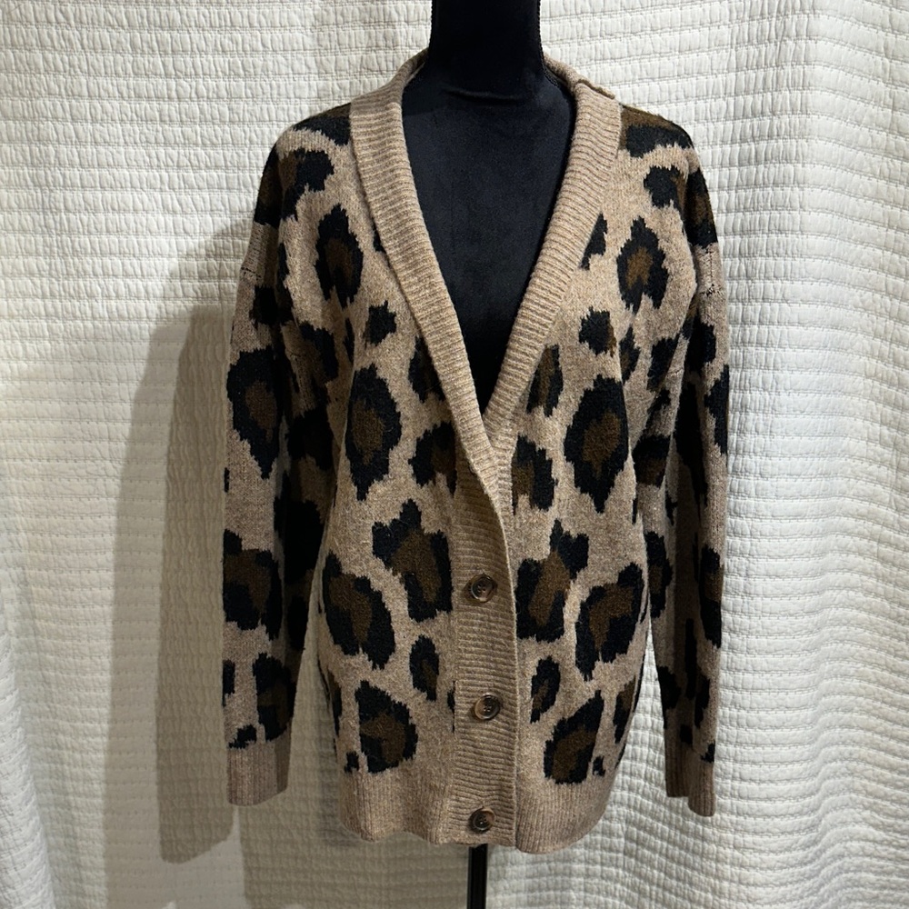 fab'rik Tan and Black Leopard Button Down Long Sleeve Cardigan Size Small